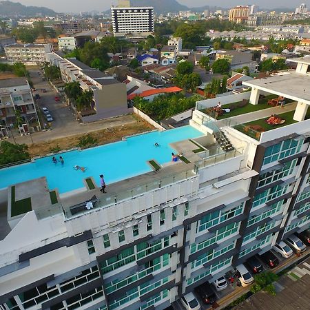 Modern Thai Suites Phuket Eksteriør billede
